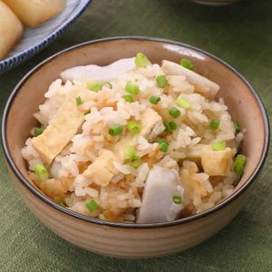 「里芋と油揚げの炊き込みご飯」のレシピ動画