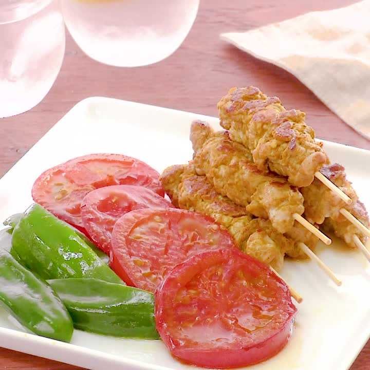 豚こま肉のサテ風