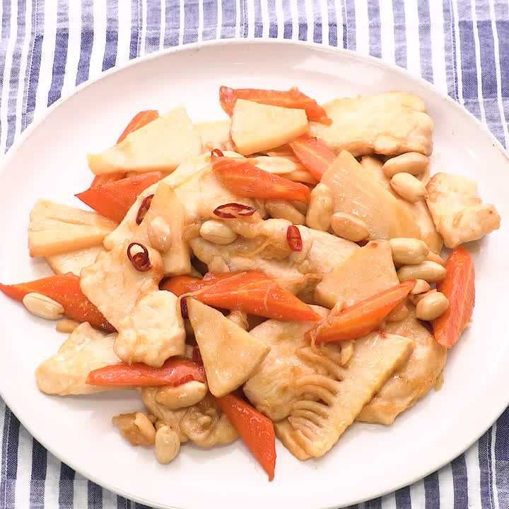 とり肉とにんじんの甘酢炒め