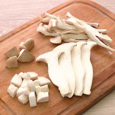 料理の基本 エリンギの切り方のレシピ動画 作り方 Delish Kitchen