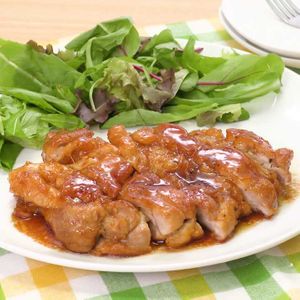 「鶏肉の黒酢照り焼きソテー」のレシピ動画