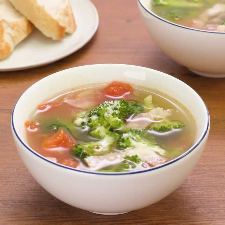 ブロッコリーの彩り鮮やか！コンソメ風味のスープの人気レシピ8選