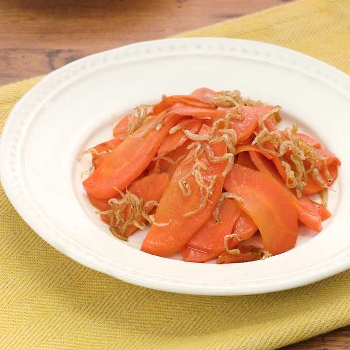 にんじんとジャコの炒め煮