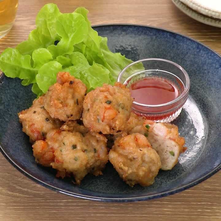 鶏ひき肉とエビの落とし揚げ
