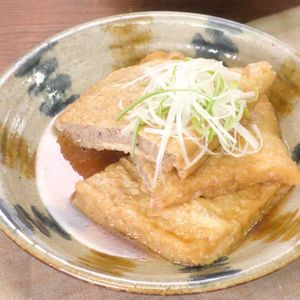 「油揚げの肉詰め煮」のレシピ動画