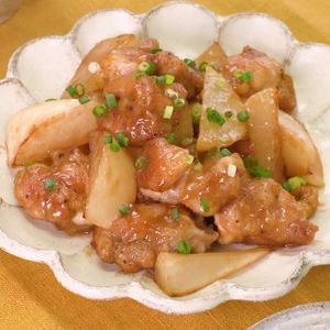 大根と鶏肉の黒酢炒め