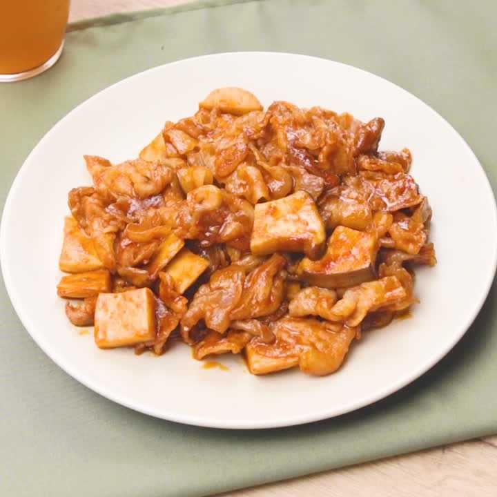 豚バラとエリンギのピリ辛炒め