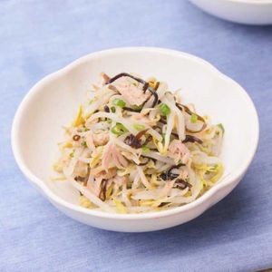 「もやしとツナの塩昆布和え」のレシピ動画