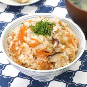 「さわらの炊きこみごはん」のレシピ動画