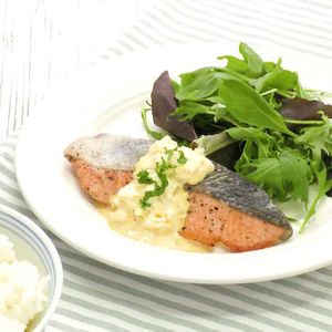 バターの香り引き立つ 鮭のムニエルのレシピ動画 作り方 Delish Kitchen