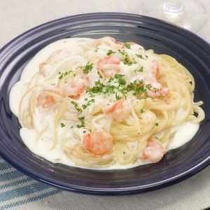 「えびのクリームパスタ」のレシピ動画