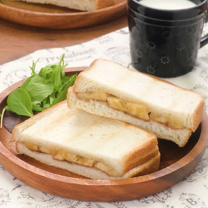 シナモンバナナのホットサンド