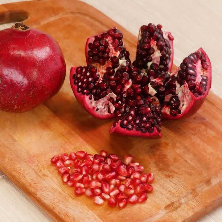 料理の基本！ ざくろの切り方のレシピ動画・作り方 | デリッシュキッチン 