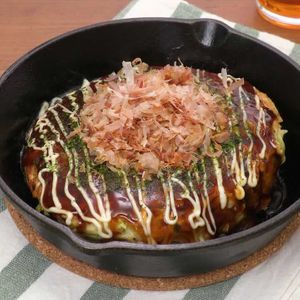 「スキレットでモダン焼き」のレシピ動画