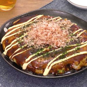 食べ応え抜群 海鮮モダン焼きのレシピ動画 作り方 Delish Kitchen