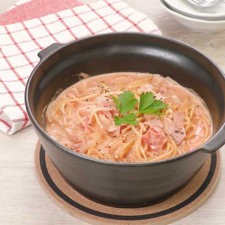 レンチントマトクリームパスタ