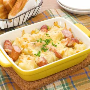 「ソーセージとポテトのチーズ焼き」のレシピ動画