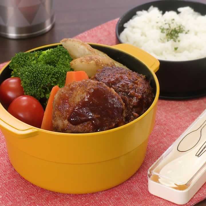 千切りキャベツのハンバーグ