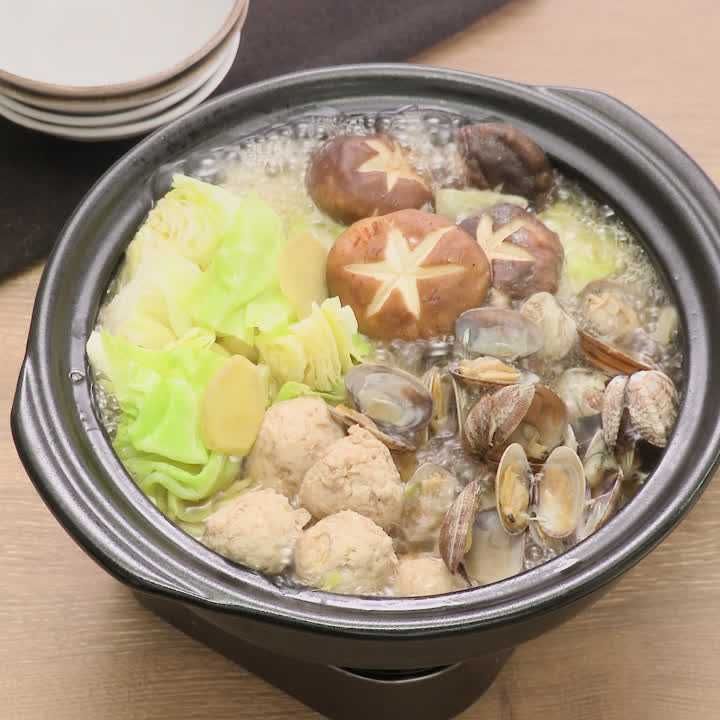 あさりとキャベツのしょうが鍋