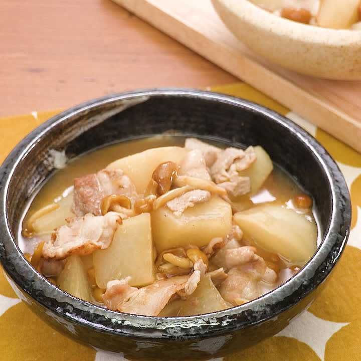 豚肉と大根のなめこ煮
