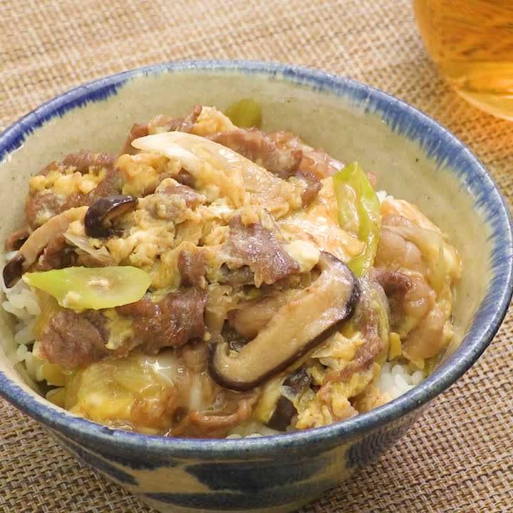 牛肉とねぎの卵とじ丼
