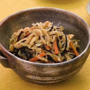切り干し大根とひじきの炒め煮