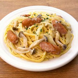 「ソーセージのクリームパスタ」のレシピ動画