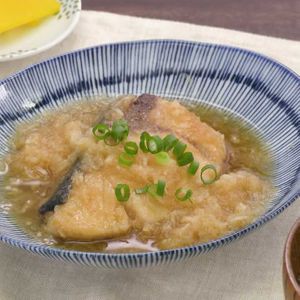 ふっくらおいしい レンジで簡単 寒ブリの煮付けのレシピ動画 作り方 Delish Kitchen