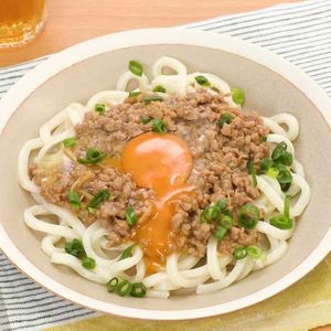 「しょうが肉味噌うどん」のレシピ動画