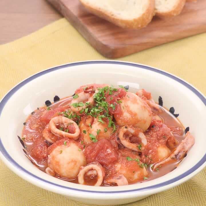 里芋とイカのトマト煮