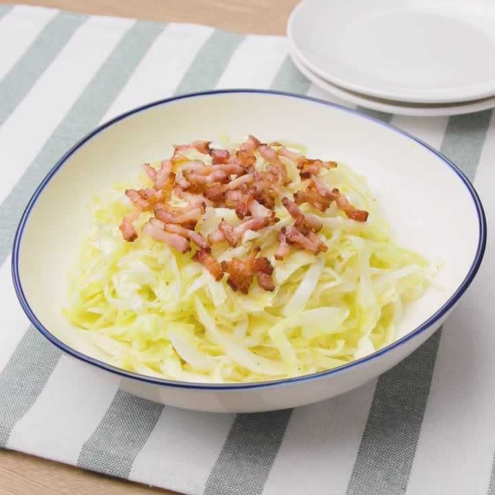 ベーコンとキャベツのサラダ