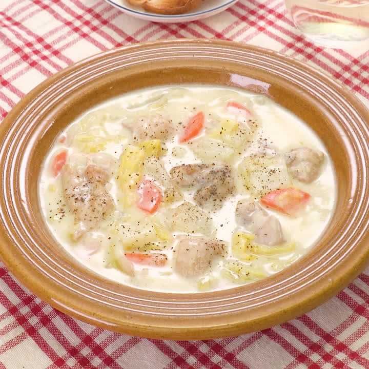 体もあったまる 白菜と鶏肉の豆乳クリーム煮のレシピ動画 作り方 Delish Kitchen