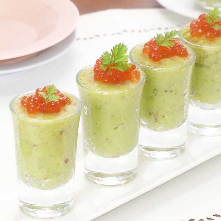 おもてなしにもピッタリ いくらのグラスサラダのレシピ動画 作り方 Delish Kitchen