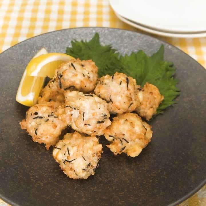 鶏ひき肉とひじきの落とし揚げ