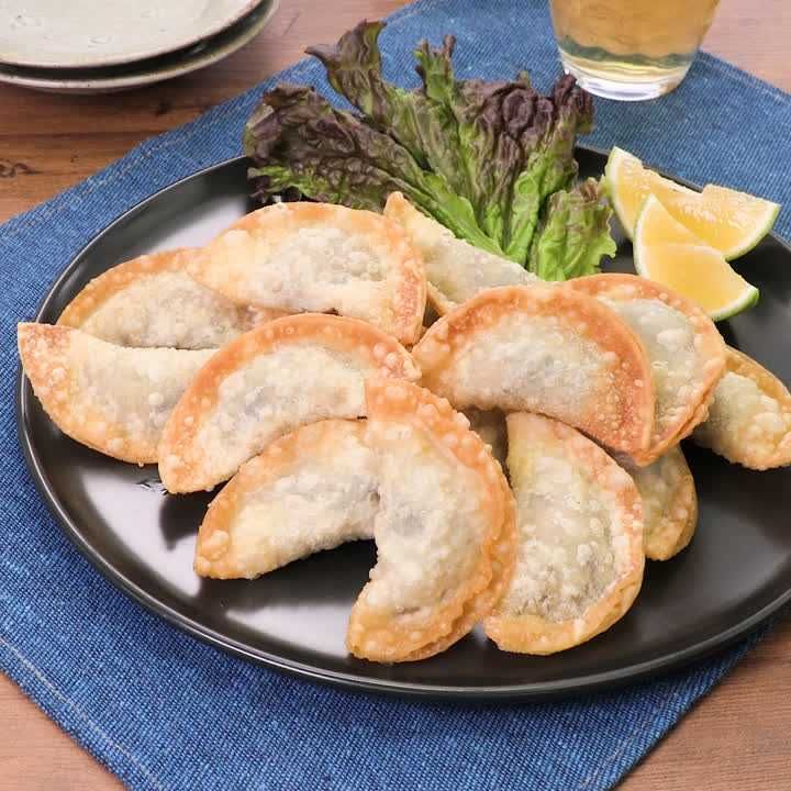 もずくチーズの揚げ餃子
