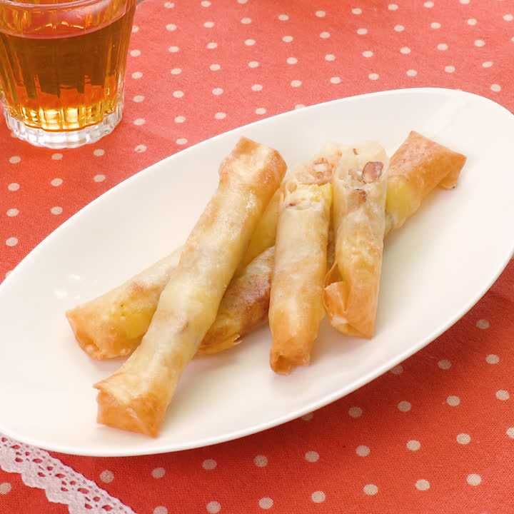 パインとナッツのクリーム春巻き