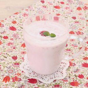 ホットストロベリーミルク