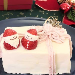 「簡単クリスマスケーキ」のレシピ動画