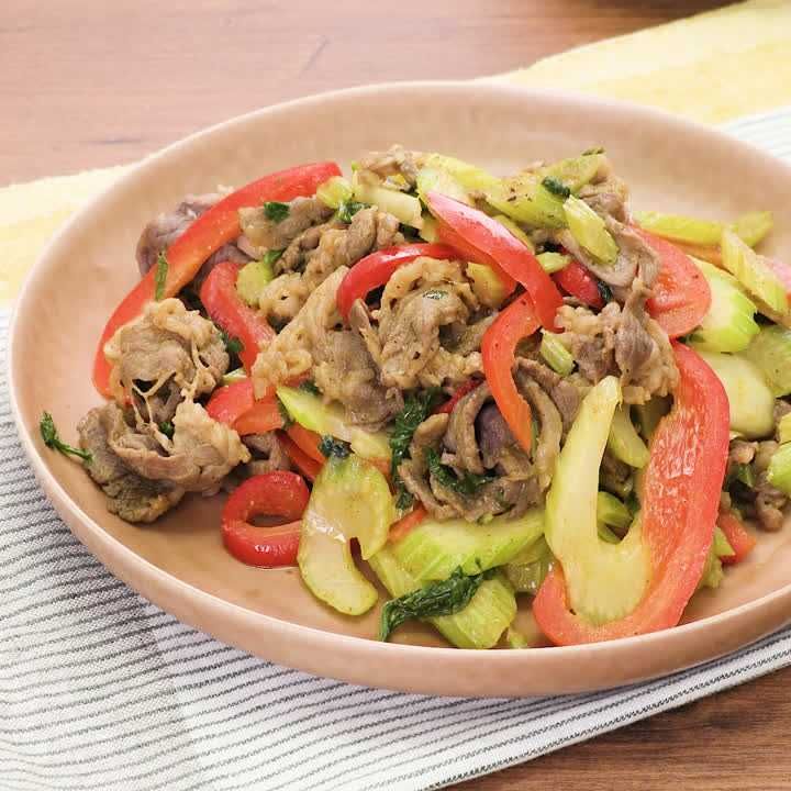 牛肉とセロリのカレー炒め
