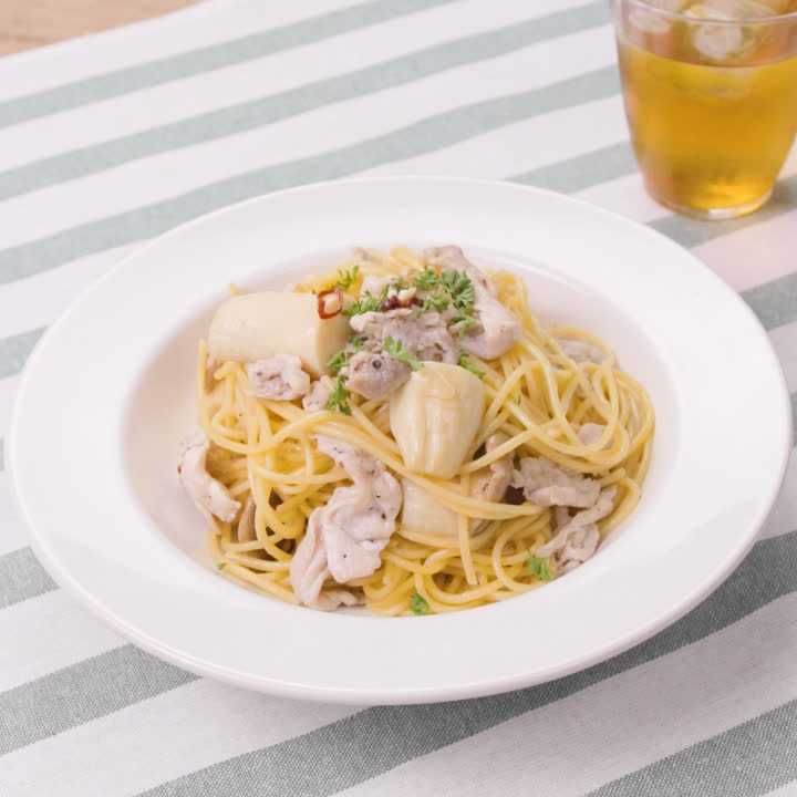 豚肉とエリンギのペペロンチーノ