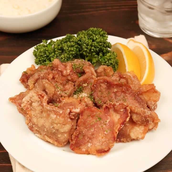 豚ロース肉のハーブ唐揚げ
