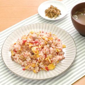 「カリカリ梅のチャーハン」のレシピ動画