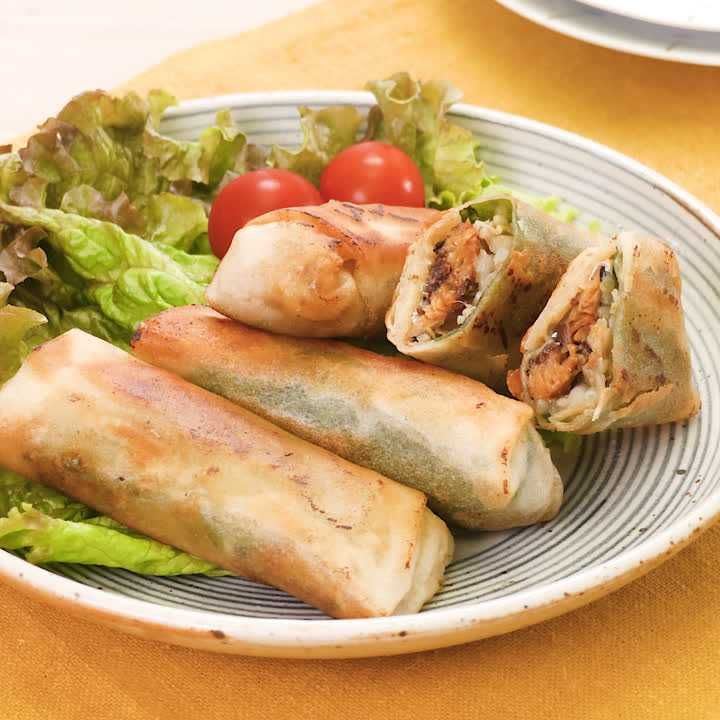 イワシ缶ともやしの春巻き