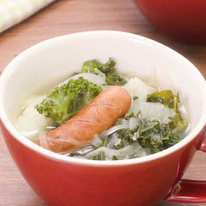 ケールとソーセージの洋風スープ