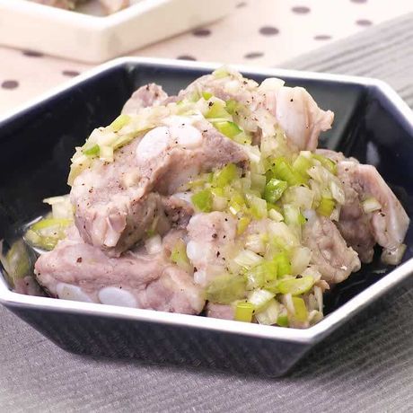 お酒のお供にも 塩ゆで豚軟骨のねぎダレ和えのレシピ動画 作り方 Delish Kitchen