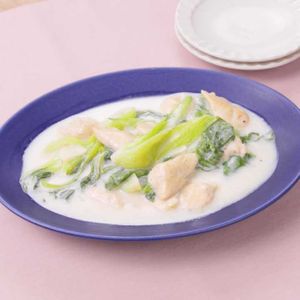 「ささみとチンゲン菜のクリーム煮」のレシピ動画