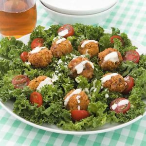 「ファラフェル風ケールのサラダ」のレシピ動画