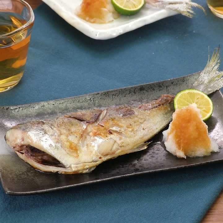 アジの塩焼き