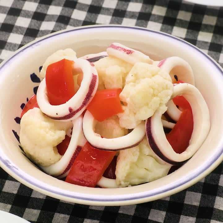 イカとカリフラワーのマリネ