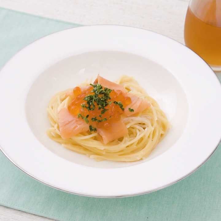 いくらとサーモンのクリームパスタ